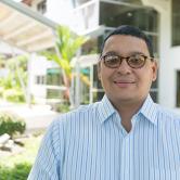 Gabriel Quintero outside of the FSU Panama campus