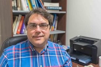 Eric Taieb in his office 